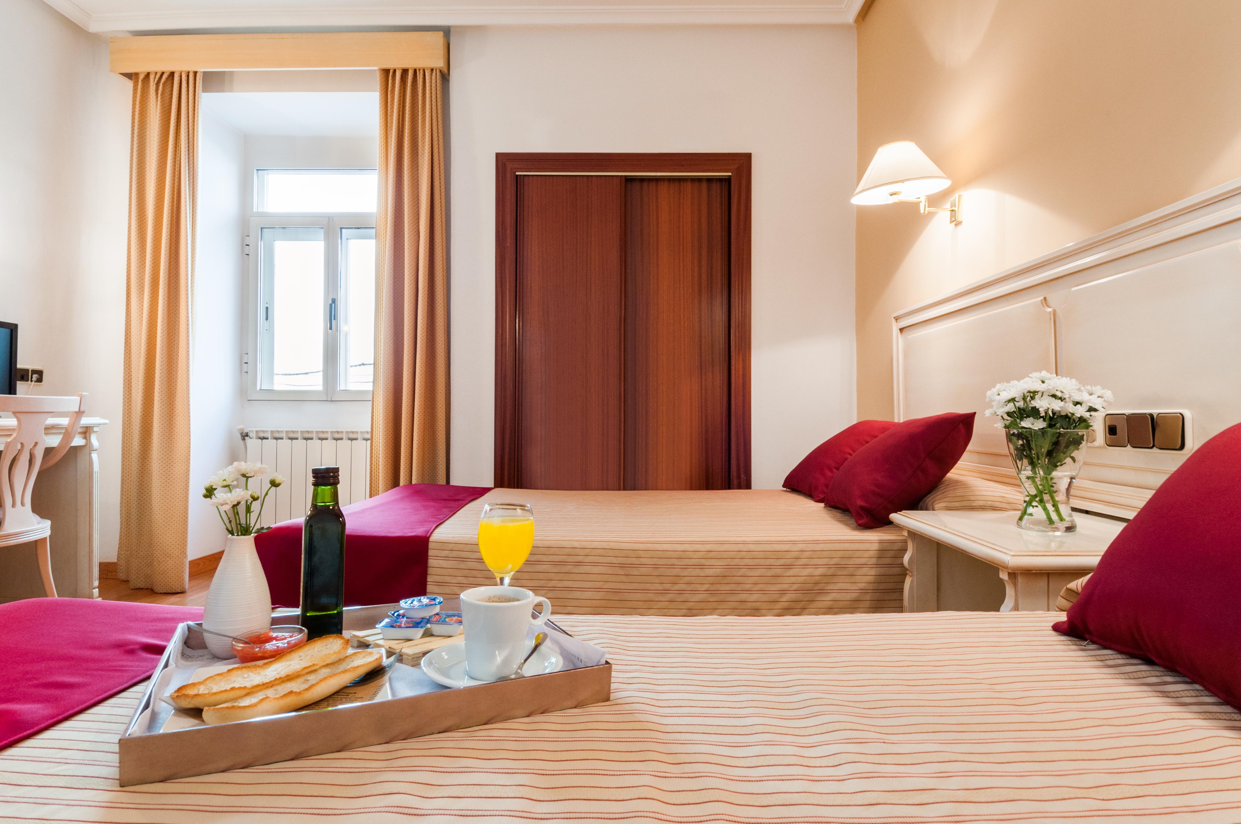 Hotel Victoria 리나레스 외부 사진